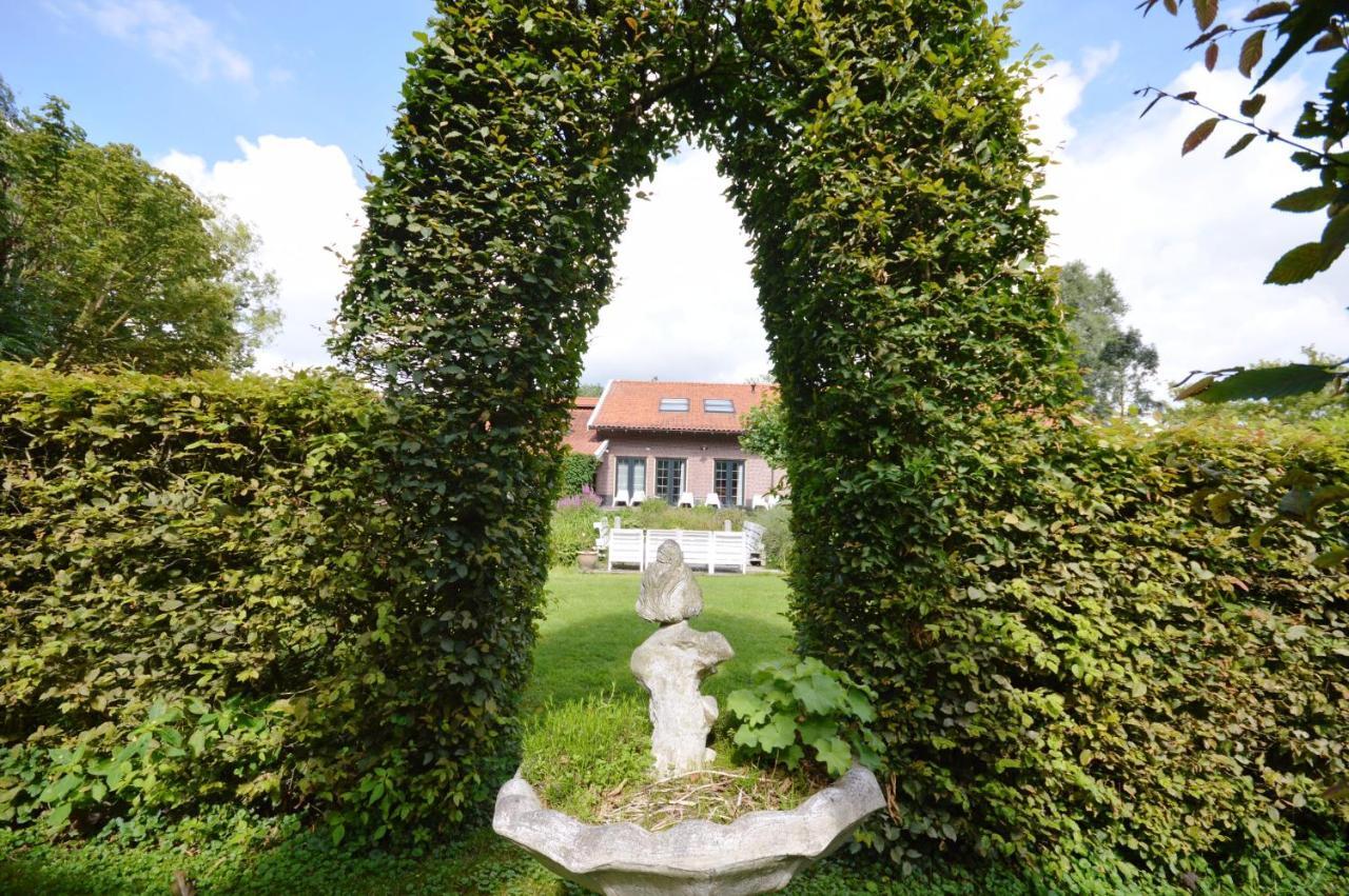Wake Up Call Bed & Breakfast Westbroek Exterior foto